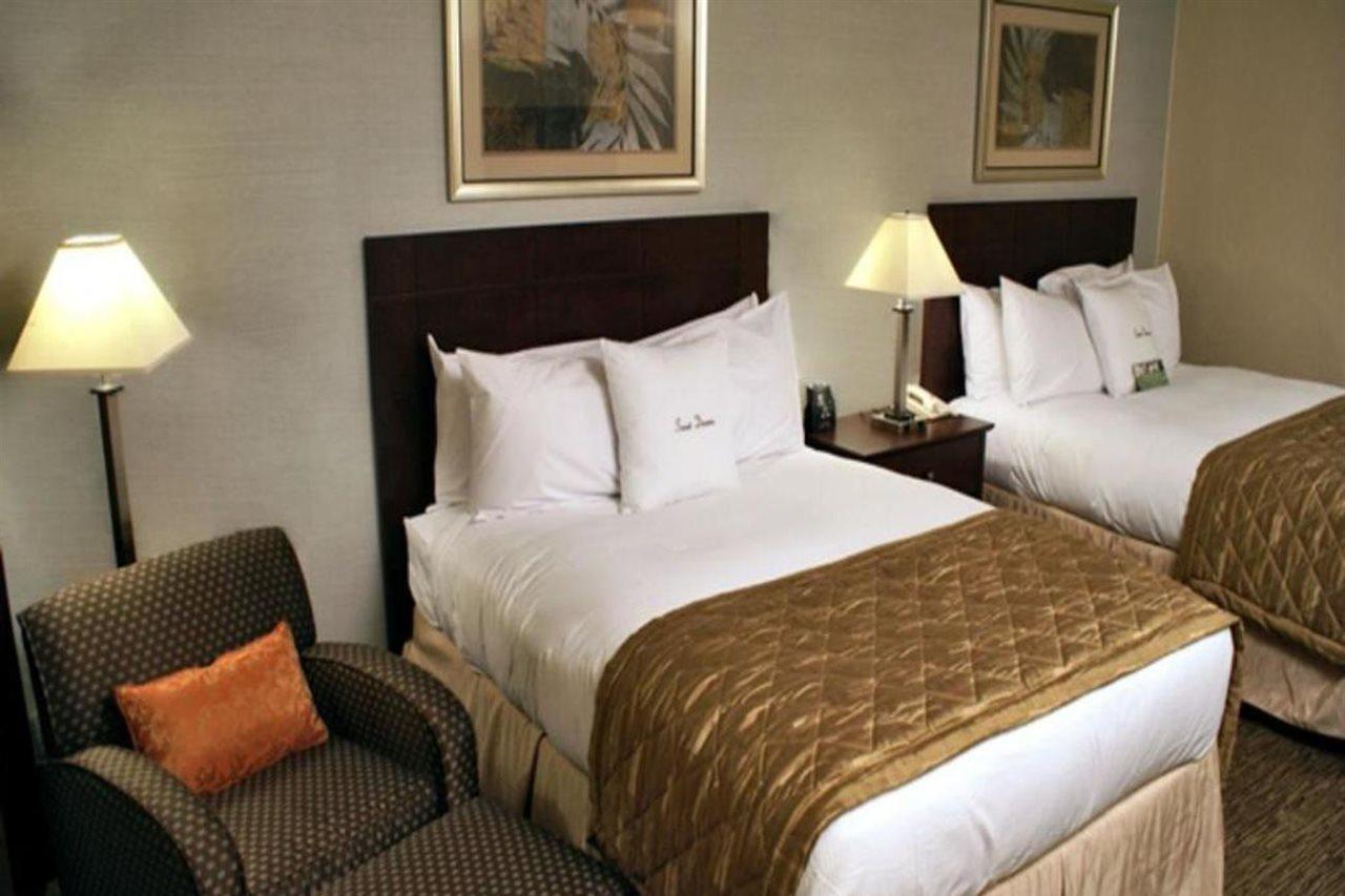 Doubletree By Hilton Rocky Mount Otel Dış mekan fotoğraf
